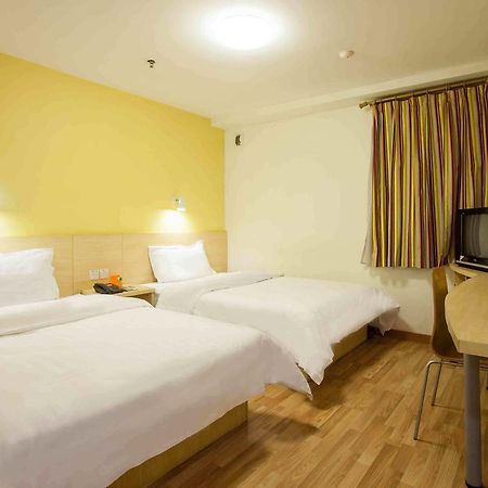 7Days Inn Hengyang Hengdong Bus Station Room photo
